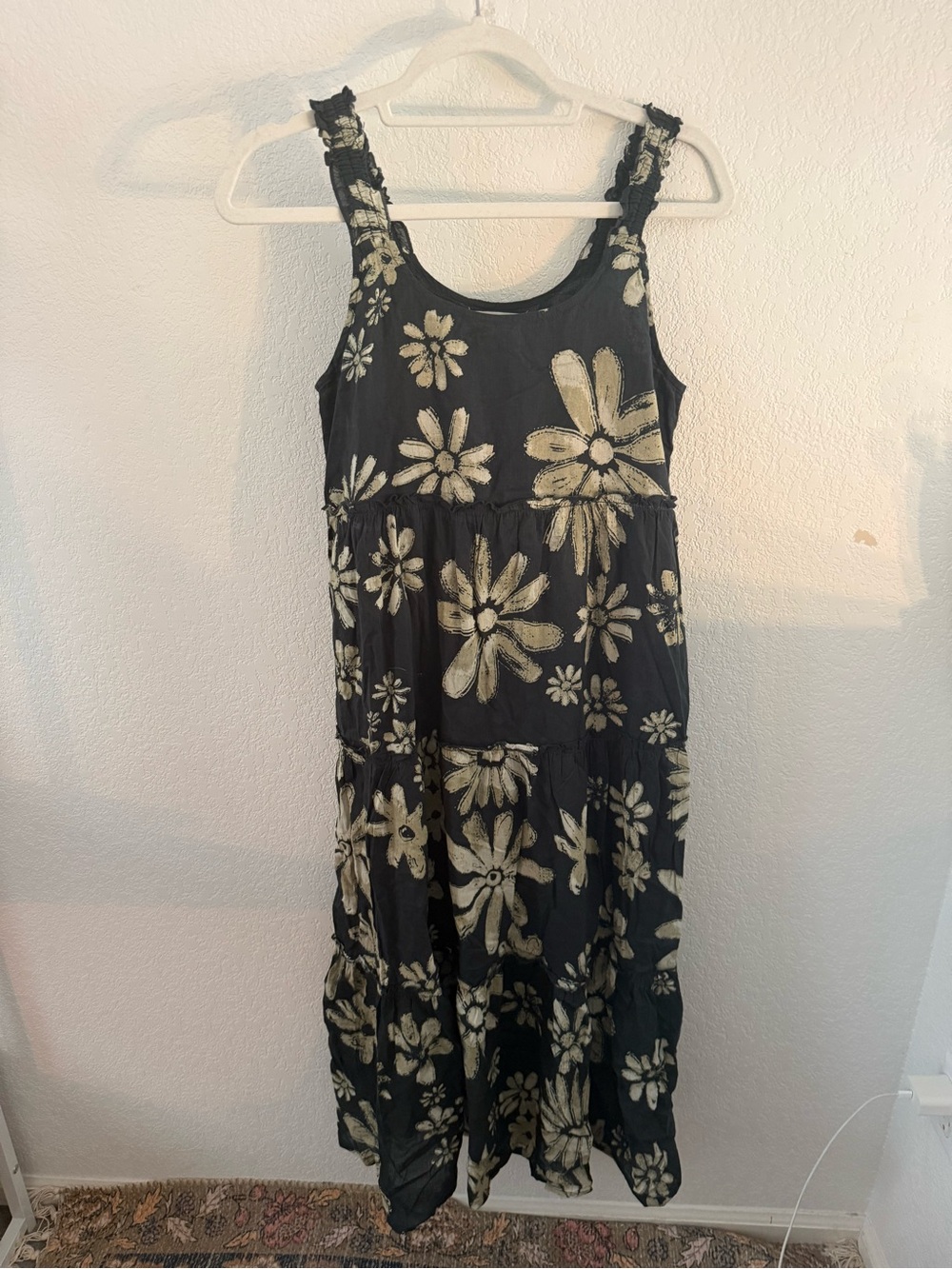 NATURAL LIFE Black Maxi Dress with Cream Daisy Print